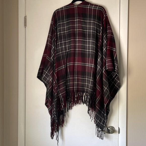 Torrid Plaid Shawl - Picture 3 of 5